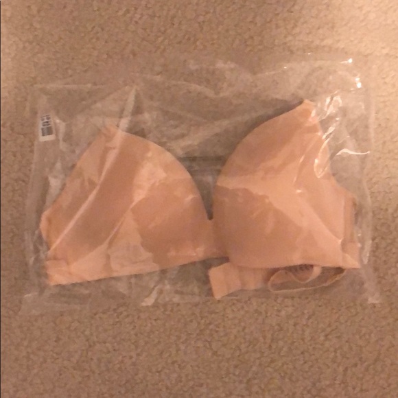 LIVELY All-Day Deep V No-Wire Bra - Picture 6 of 7